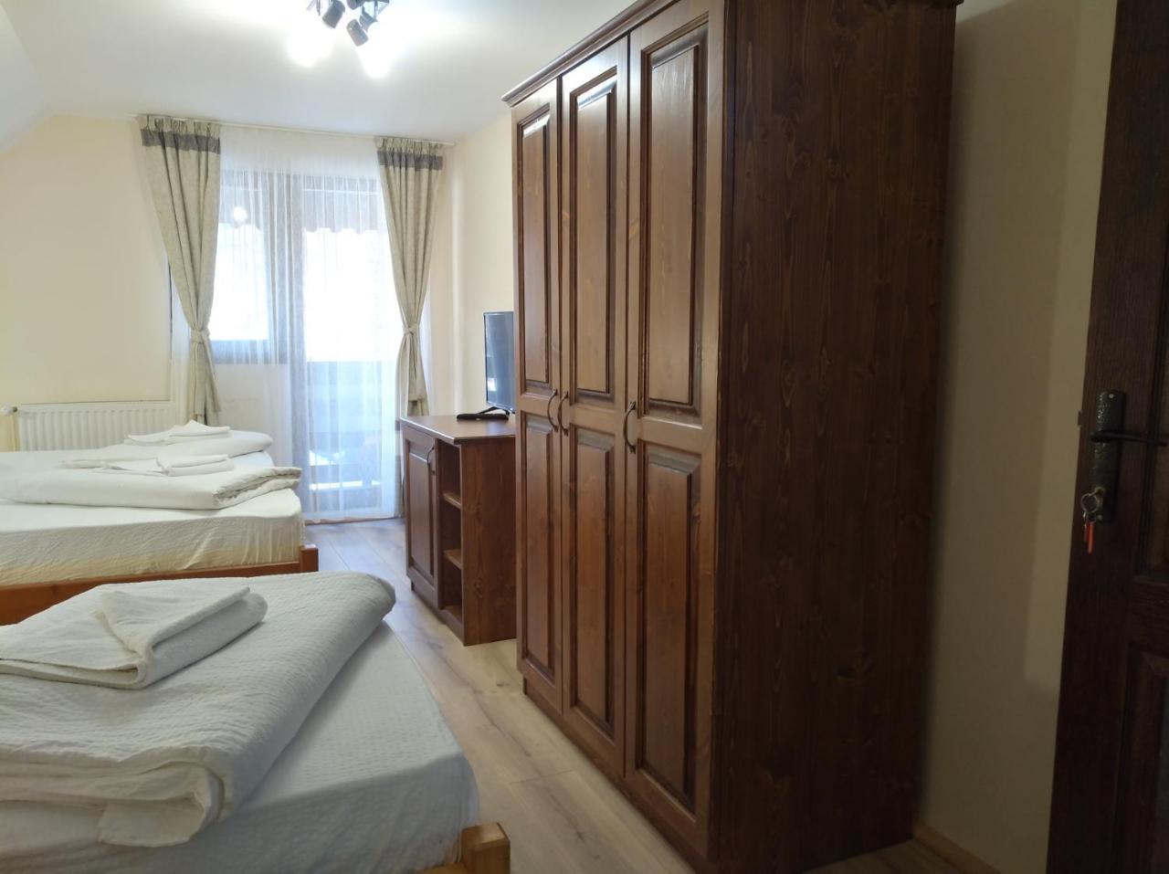Pensiunea Vandor Cîmpu Cetăţii Exterior foto